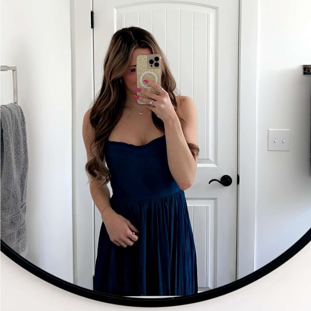 storia navy midi dress!!